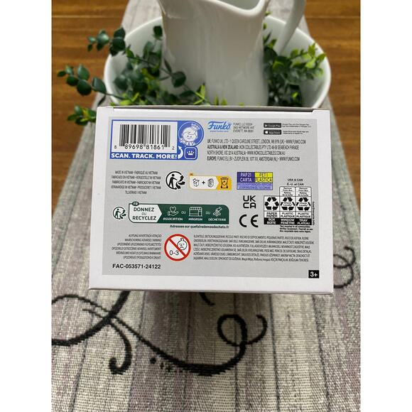 Funko Pop Marvel:  Groot As Doctor Strange - Picture 6 of 6